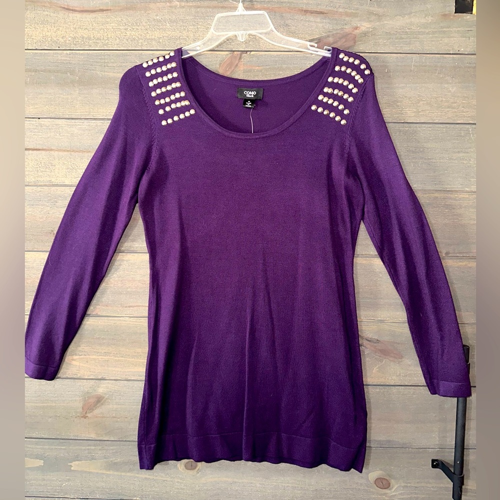NWT COMO BLACK STUDDED SWEATER. Size M